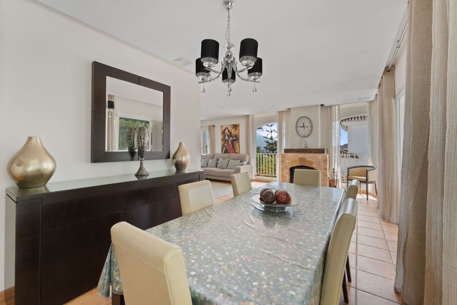 4 soveværelse Villa til salg i Coin med swimmingpool - € 629.000 (Ref: 9235884)