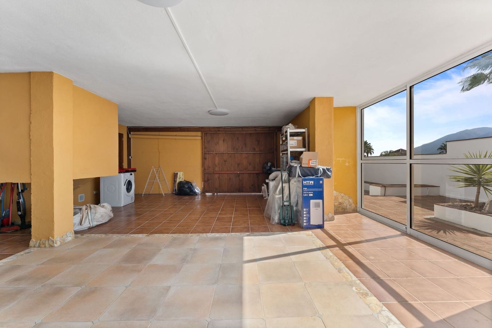 4 soveværelse Villa til salg i Coin med swimmingpool - € 629.000 (Ref: 9235884)