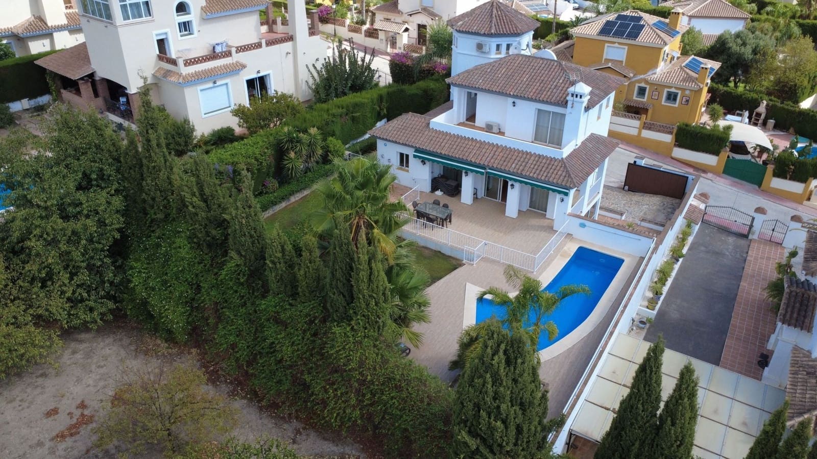 4 quarto Moradia para venda em Coin com piscina garagem - 549 000 € (Ref: 9235884)