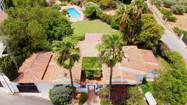 3 slaapkamer Finca/Landhuis te koop in Alhaurín de la Torre met zwembad - € 625.000 (Ref: 9314598)