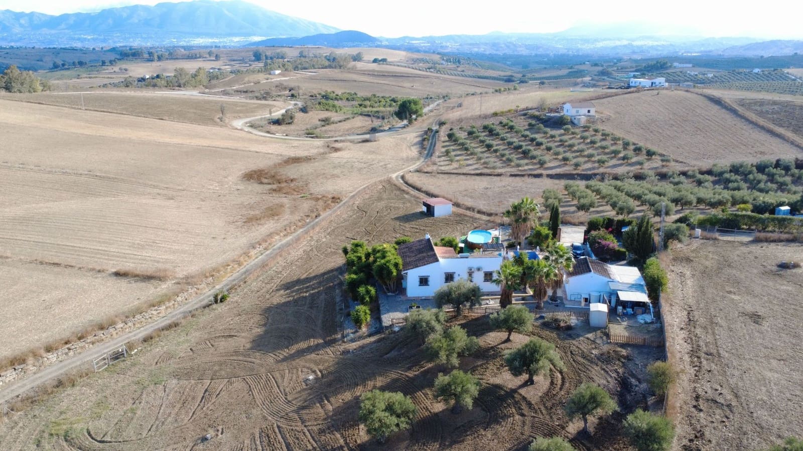 3 slaapkamer Finca/Landhuis te koop in Coin met zwembad - € 395.000 (Ref: 9373896)