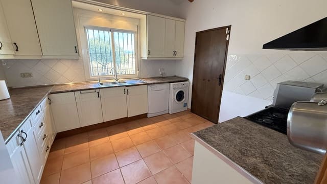 3 slaapkamer Finca/Landhuis te koop in Coín met zwembad - € 395.000 (Ref: 9373896)