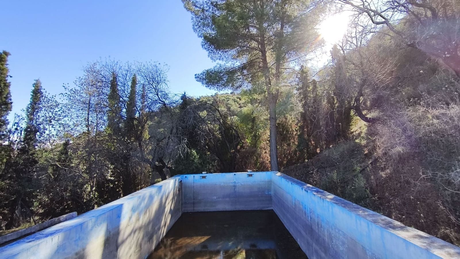 3 soveværelse Finca/Landehus til salg i Guaro med swimmingpool - € 330.000 (Ref: 9395275)