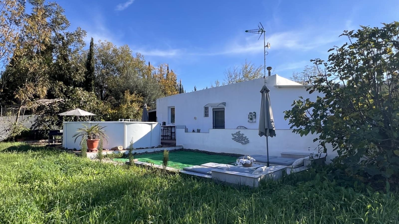 2 slaapkamer Finca/Landhuis te koop in Coin met zwembad - € 250.000 (Ref: 9460591)