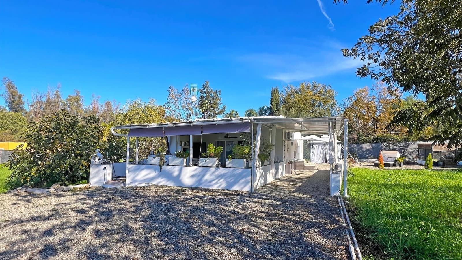 2 slaapkamer Finca/Landhuis te koop in Coin met zwembad - € 250.000 (Ref: 9460591)