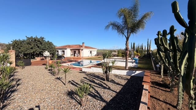 3 chambre Finca/Maison de Campagne à vendre à Coín avec piscine - 495 000 € (Ref: 9469967)