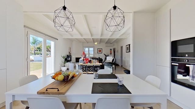 3 slaapkamer Finca/Landhuis te koop in Coín met zwembad - € 495.000 (Ref: 9469967)