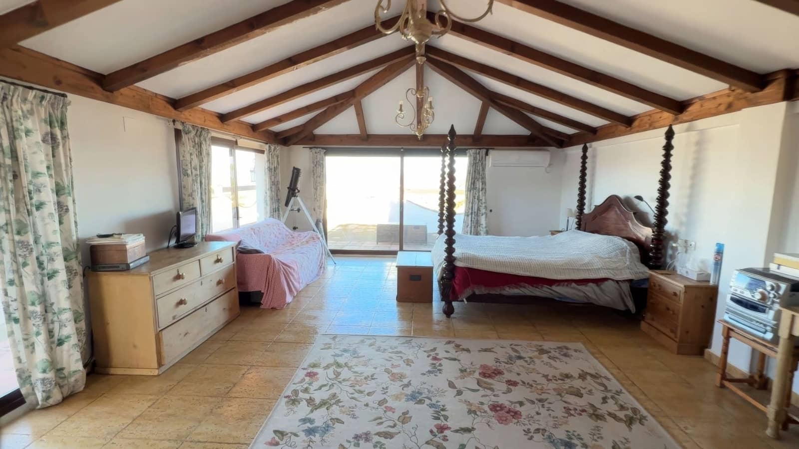 Chalet de 4 habitaciones en Alhaurín el Grande en venta con piscina - 749.000 € (Ref: 9471636)