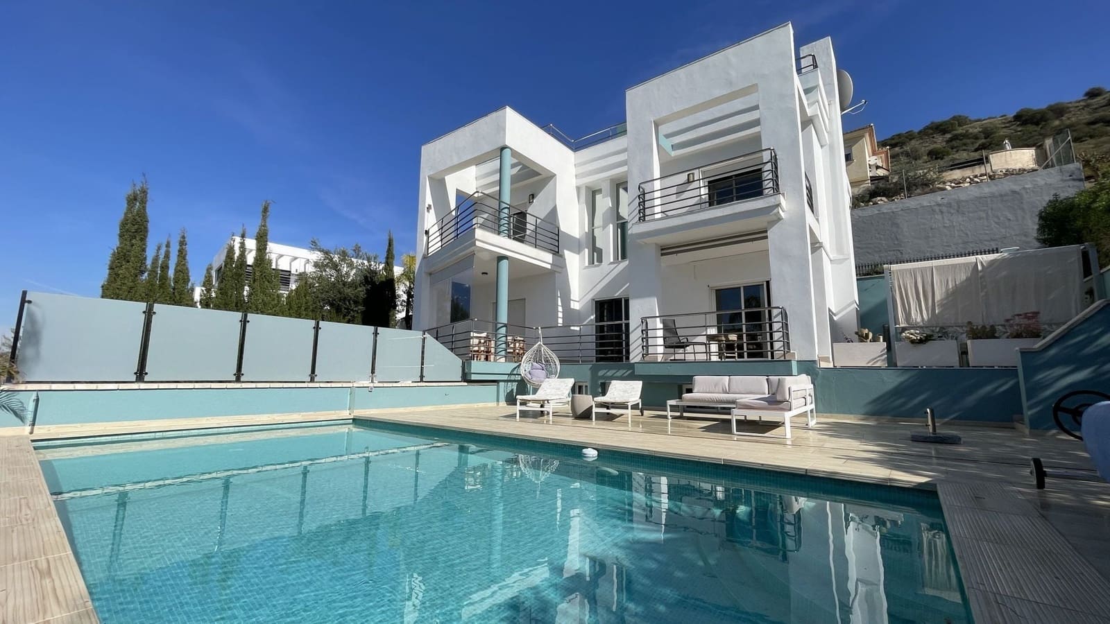 4 sovrum Villa till salu i Coin med pool - 649 000 € (Ref: 9496453)