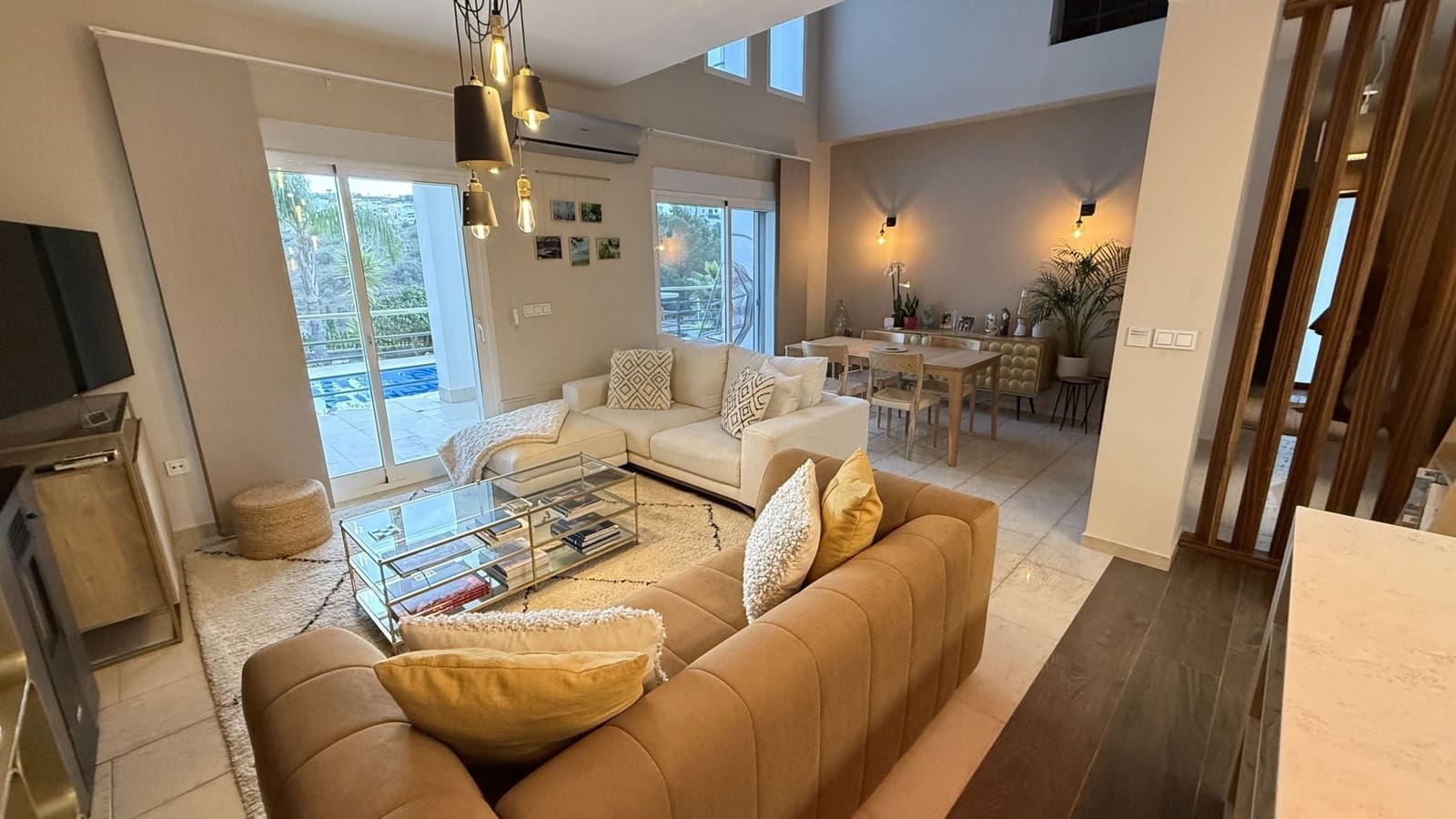 4 sovrum Villa till salu i Coin med pool - 649 000 € (Ref: 9496453)