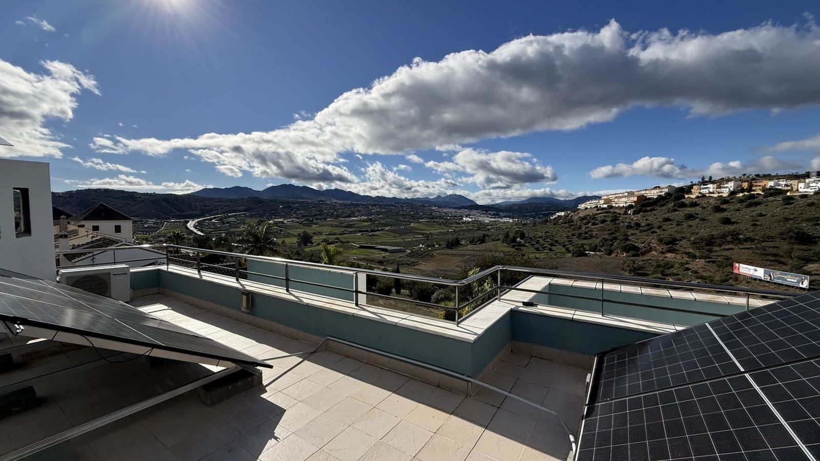 4 sovrum Villa till salu i Coin med pool - 649 000 € (Ref: 9496453)