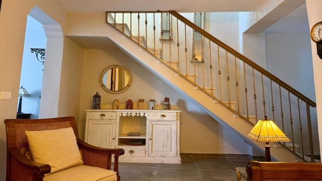 3 slaapkamer Huis te koop in Alhaurín el Grande - € 349.000 (Ref: 9528860)