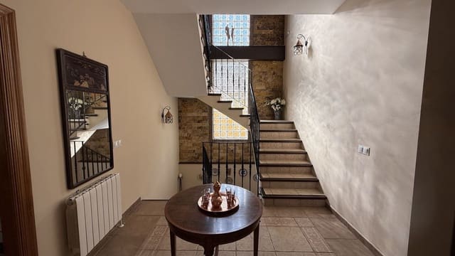 5 Zimmer Villa zu verkaufen in Alhaurín el Grande mit Pool - 695.000 € (Ref: 9535390)