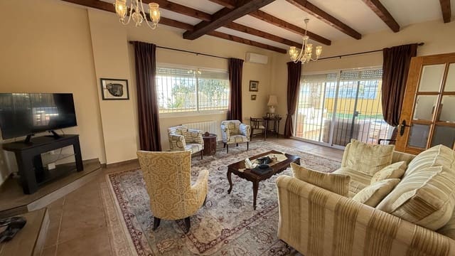 5 Zimmer Villa zu verkaufen in Alhaurín el Grande mit Pool - 695.000 € (Ref: 9535390)