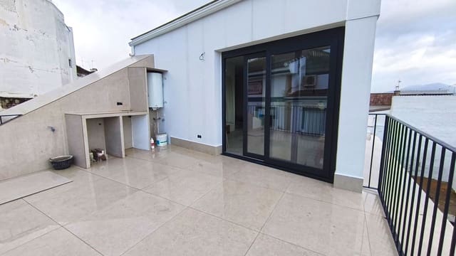 Ático de 1 habitación en Alhaurín el Grande en alquiler - 900 € (Ref: 9593100)