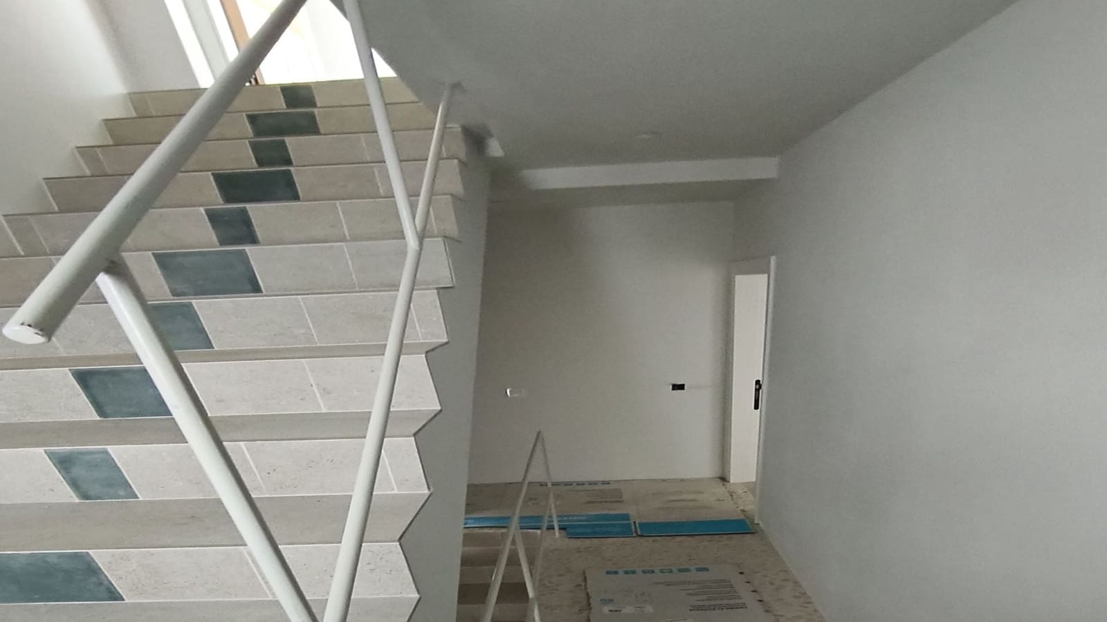 1 bedroom Penthouse for rent in Alhaurin el Grande - € 900 (Ref: 9593100)