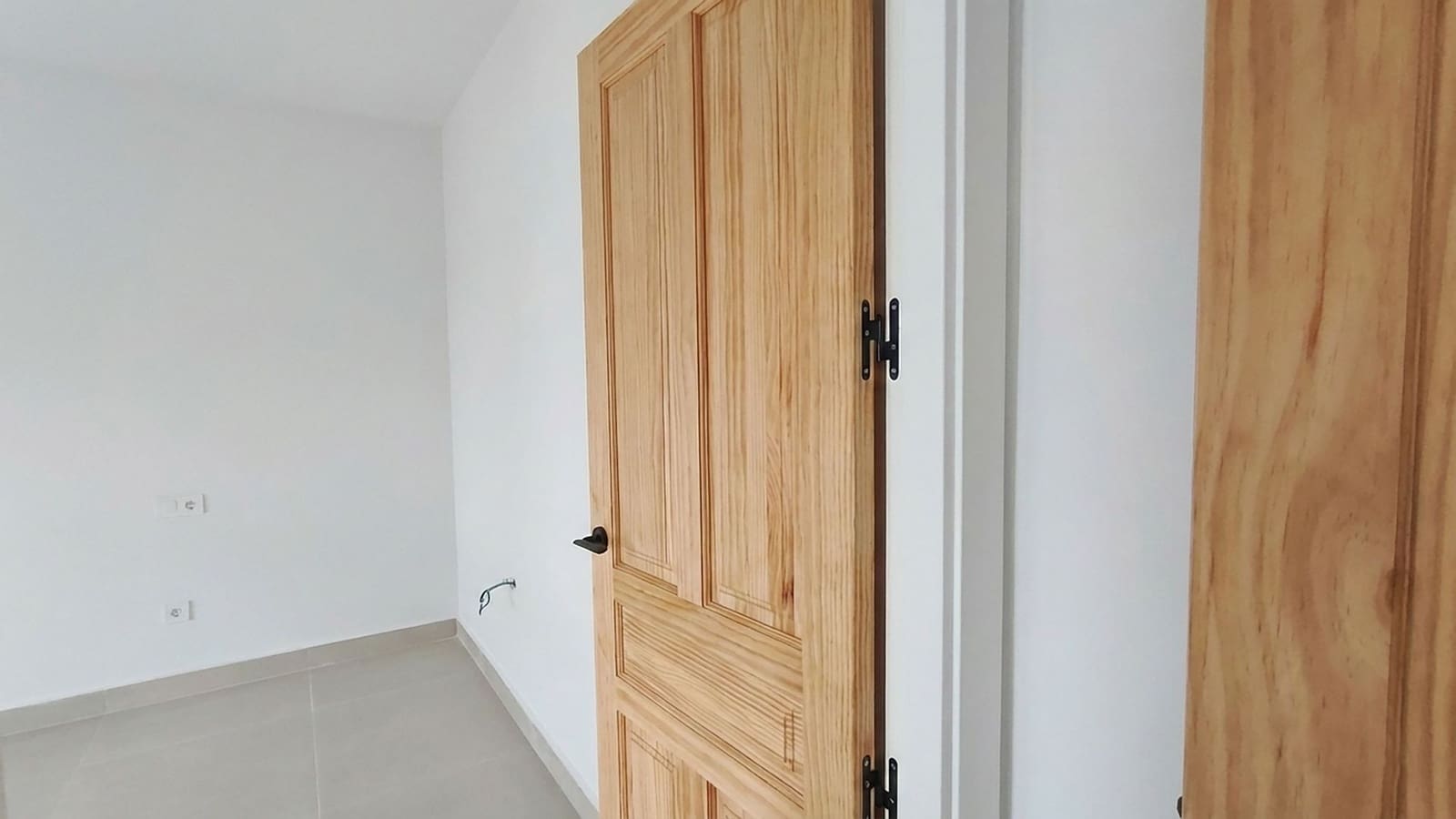 2 bedroom Apartment for rent in Alhaurin el Grande - € 850 (Ref: 9593101)