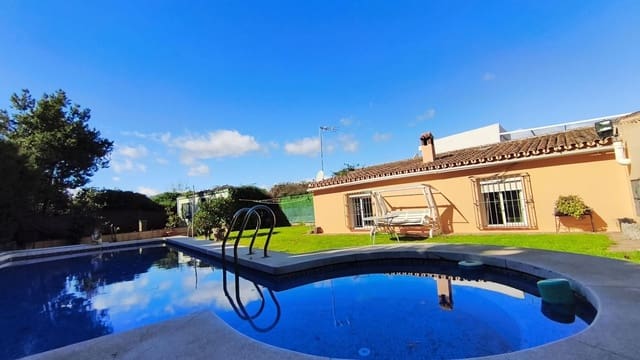 5 bedroom Finca/Country House for sale in Alhaurín el Grande with pool - € 550,000 (Ref: 9603429)