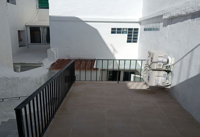 3 quarto Casa em Banda para venda em Alhaurín el Grande - 295 000 € (Ref: 9632642)