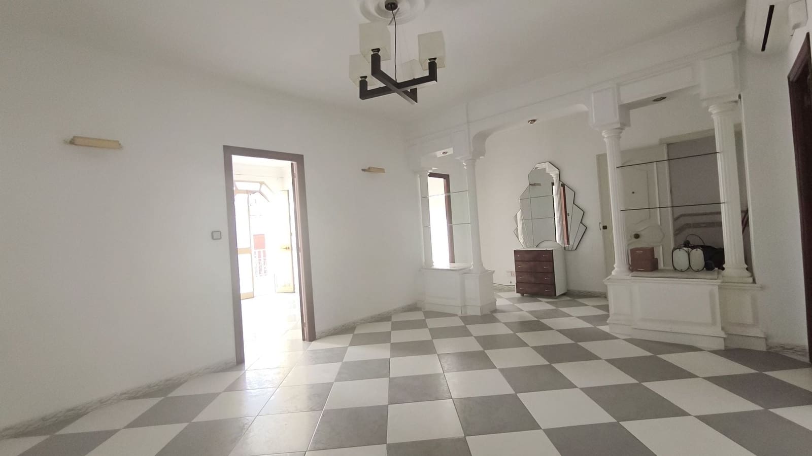 4 makuuhuone Omakotitalo myytävänä paikassa Alhaurin el Grande - 349 000 € (Ref: 9643654)