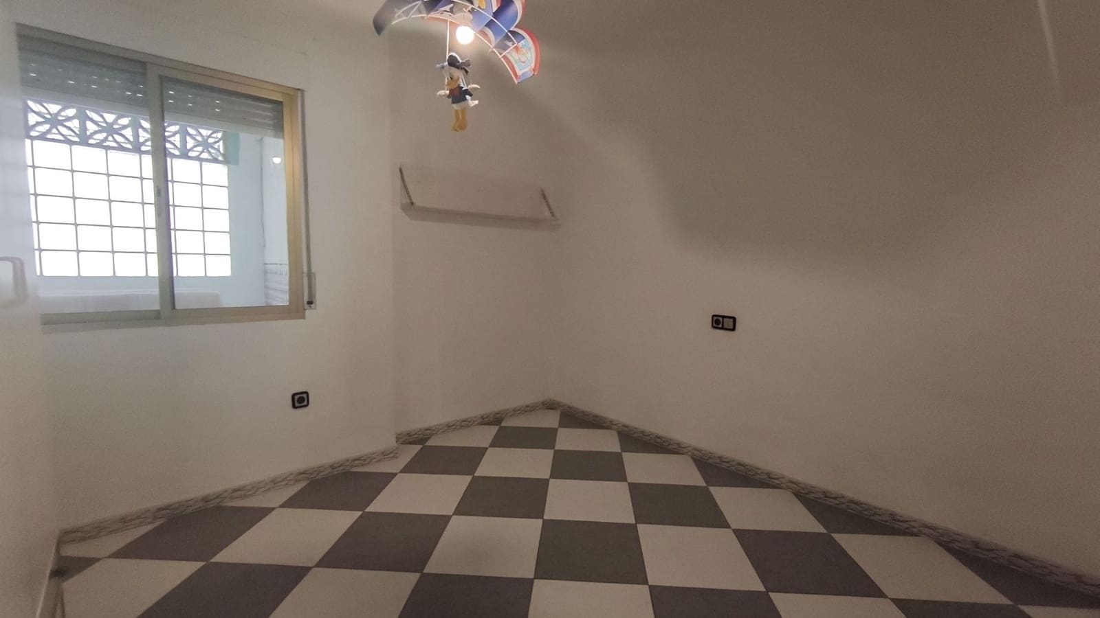 4 makuuhuone Omakotitalo myytävänä paikassa Alhaurin el Grande - 349 000 € (Ref: 9643654)