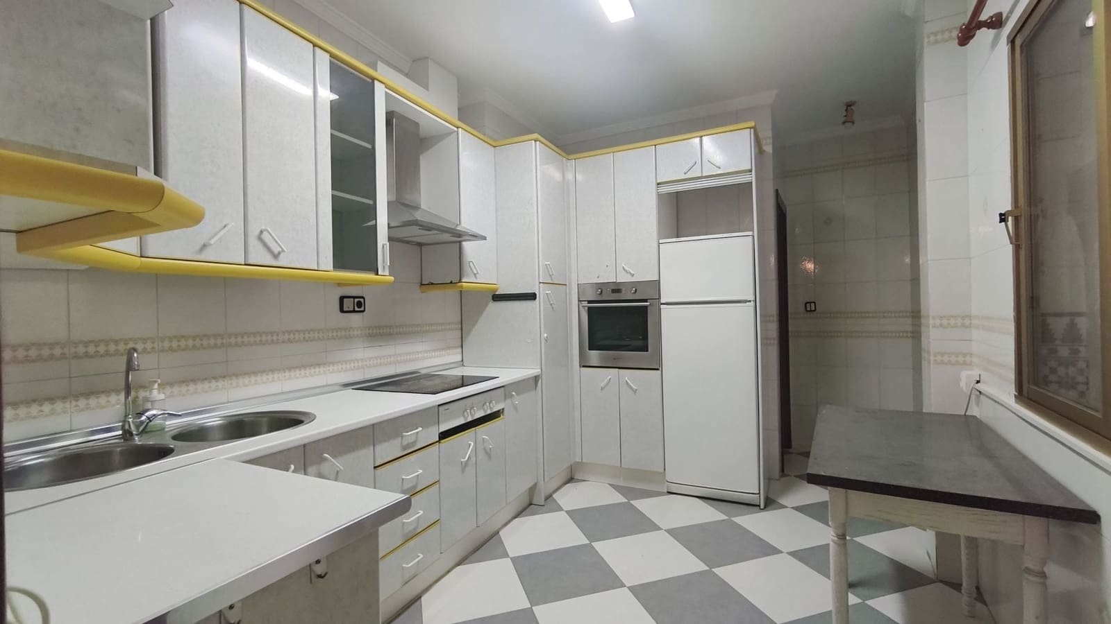 4 makuuhuone Omakotitalo myytävänä paikassa Alhaurin el Grande - 349 000 € (Ref: 9643654)