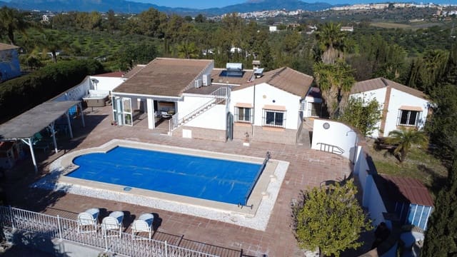5 soverom Finca/Herregård til salgs i Coín med svømmebasseng - € 475 000 (Ref: 9646752)
