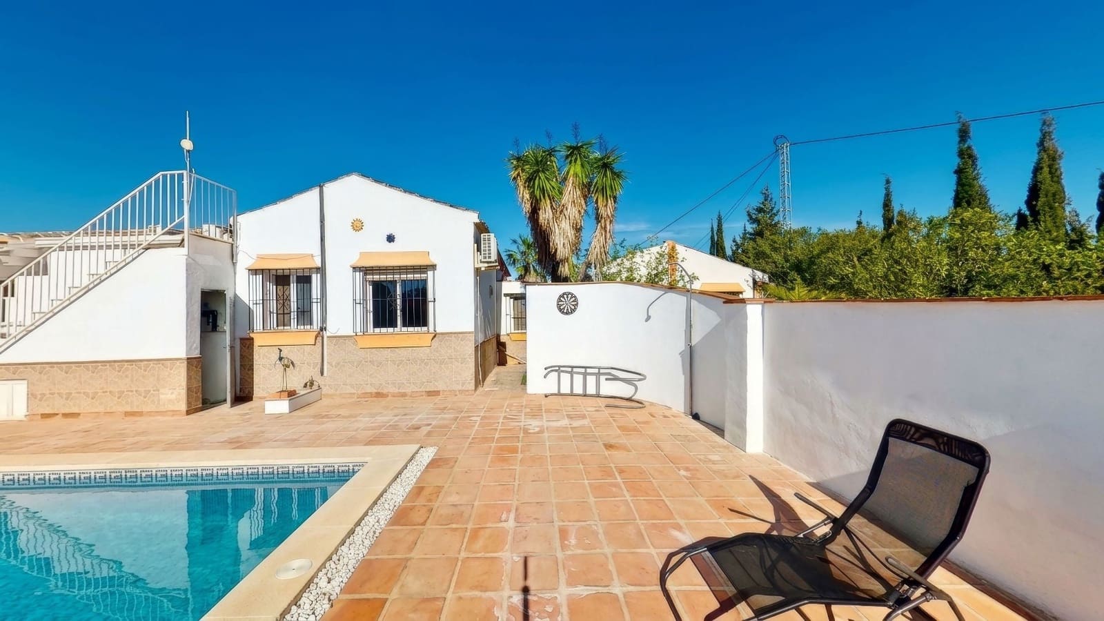 5 bedroom Finca/Country House for sale in Coin with pool - € 420,000 (Ref: 9646752)