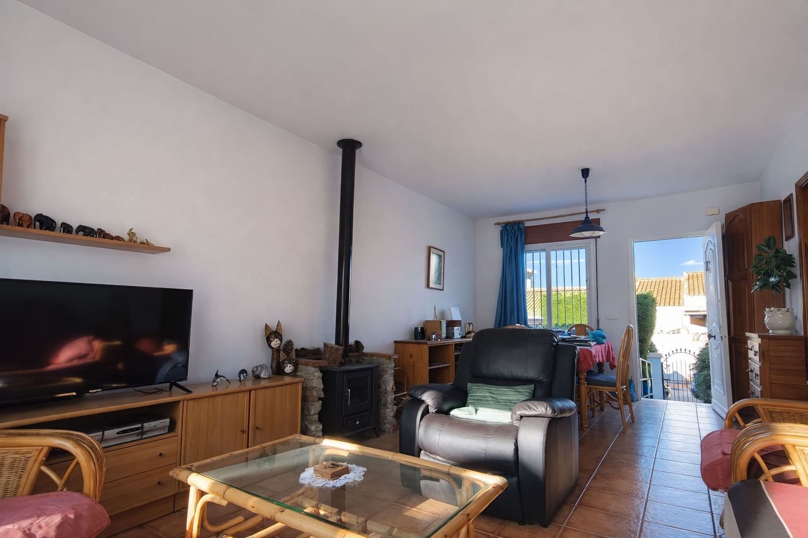 Casa de 3 habitaciones en Coín en venta con piscina - 229.000 € (Ref: 9737764)