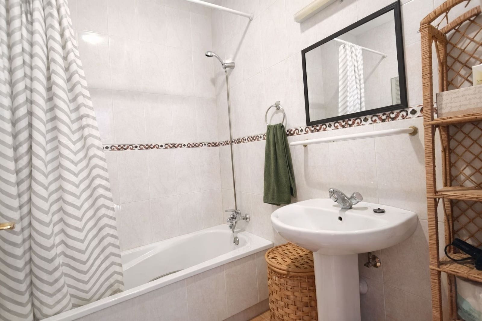 Casa de 3 habitaciones en Coín en venta con piscina - 229.000 € (Ref: 9737764)