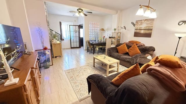 Casa de 4 habitaciones en Alhaurín el Grande en venta - 288.000 € (Ref: 9737765)