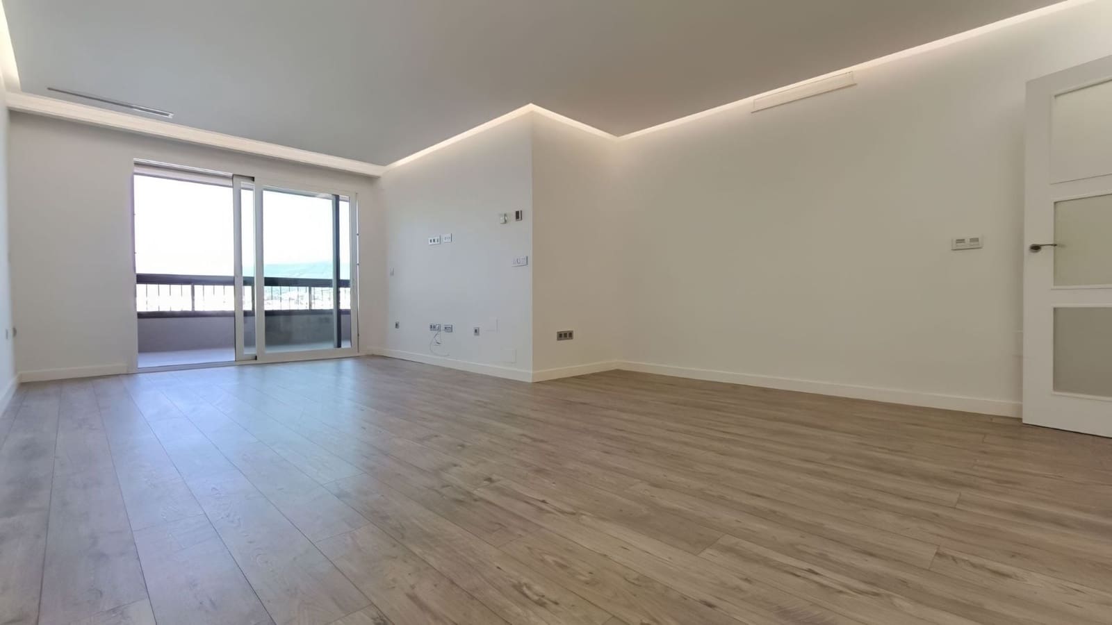 4 sypialnia Apartament do wynajęcia w Miasto Malaga z garażem - 3 500 € (Ref: 9770191)