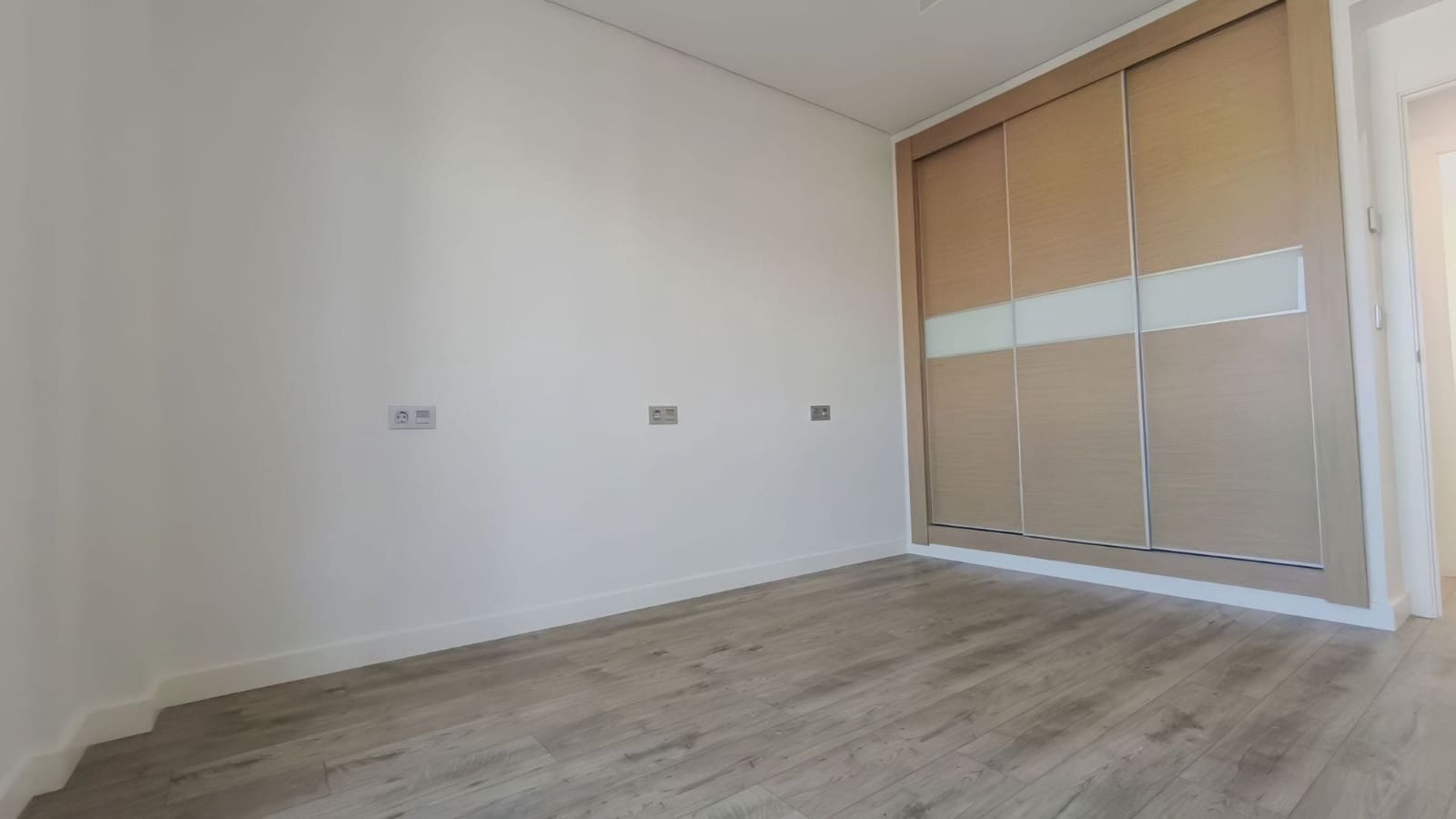 4 sypialnia Apartament do wynajęcia w Miasto Malaga z garażem - 3 500 € (Ref: 9770191)