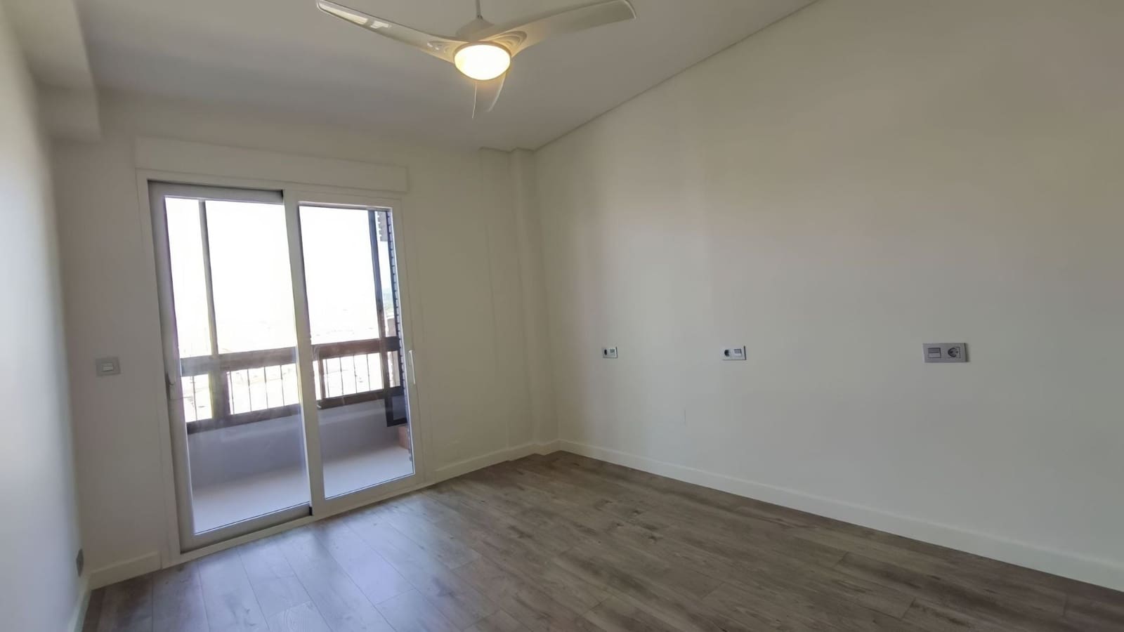 4 sypialnia Apartament do wynajęcia w Miasto Malaga z garażem - 3 500 € (Ref: 9770191)