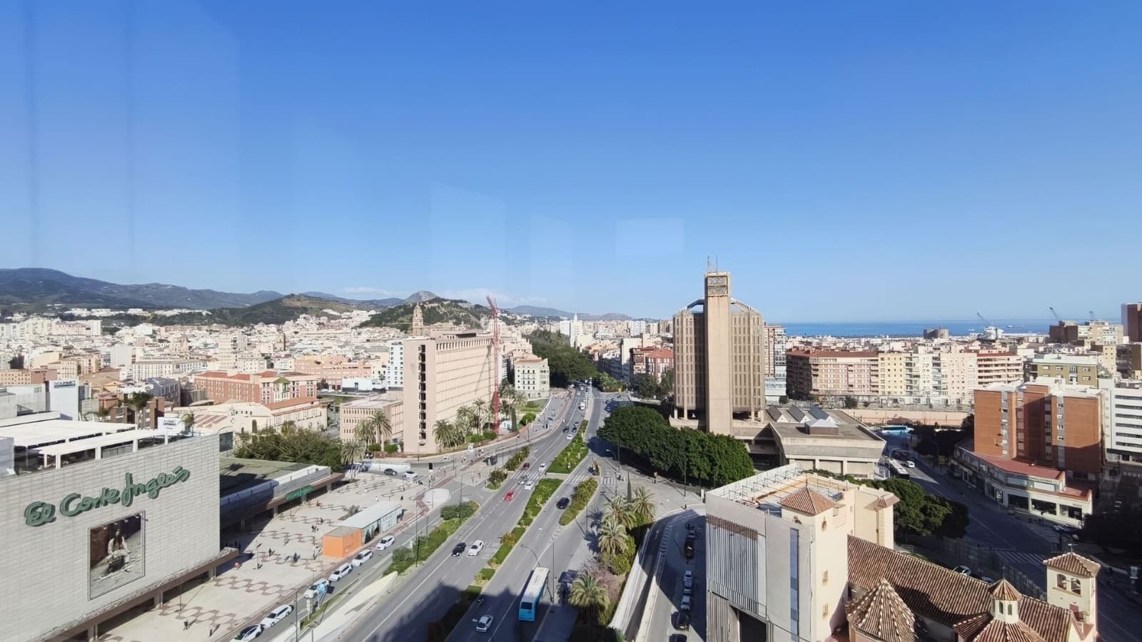 4 sypialnia Apartament do wynajęcia w Miasto Malaga z garażem - 3 500 € (Ref: 9770191)