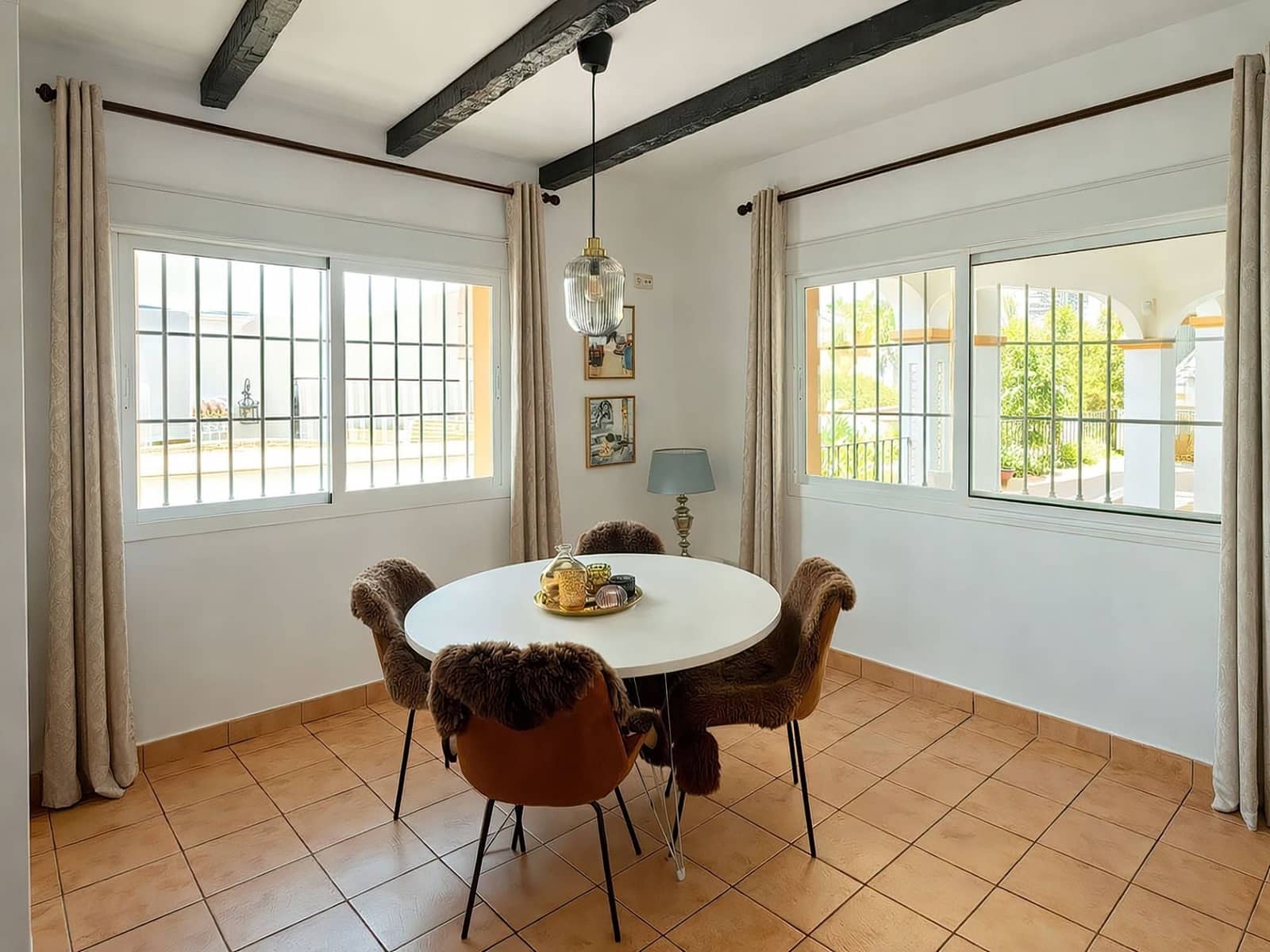 4 Zimmer Villa zu verkaufen in Alhaurin el Grande mit Pool - 845.000 € (Ref: 9805904)