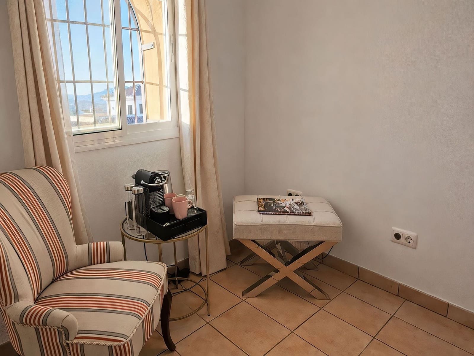 4 Zimmer Villa zu verkaufen in Alhaurin el Grande mit Pool - 845.000 € (Ref: 9805904)