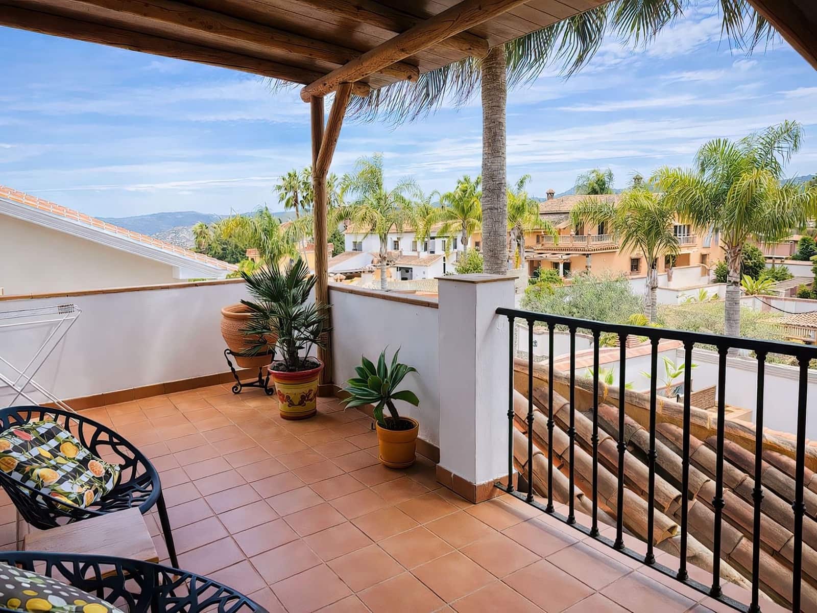 4 Zimmer Villa zu verkaufen in Alhaurin el Grande mit Pool - 845.000 € (Ref: 9805904)