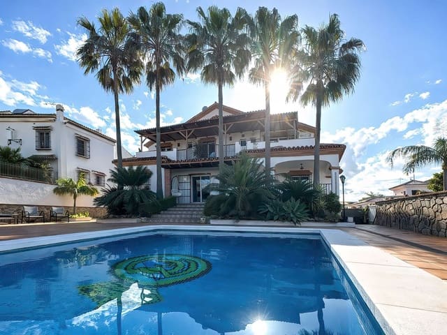 4 Zimmer Villa zu verkaufen in Alhaurín el Grande mit Pool - 845.000 € (Ref: 9805904)