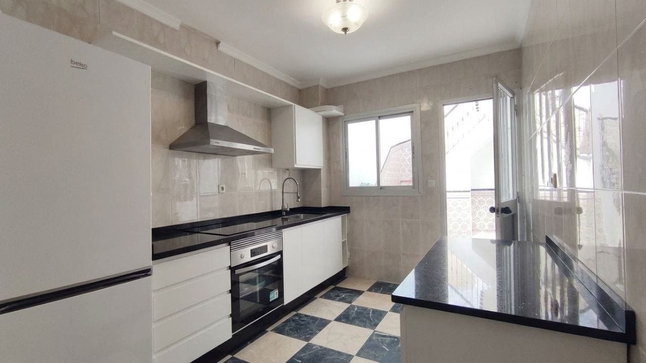 3 quarto Casa em Banda para arrendar em Alhaurin el Grande - 1 000 € (Ref: 9807106)