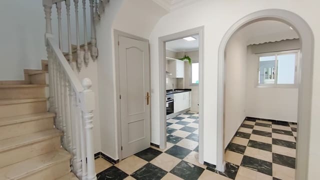 3 soverom Hus til leie i Alhaurín el Grande - € 1 000 (Ref: 9807106)