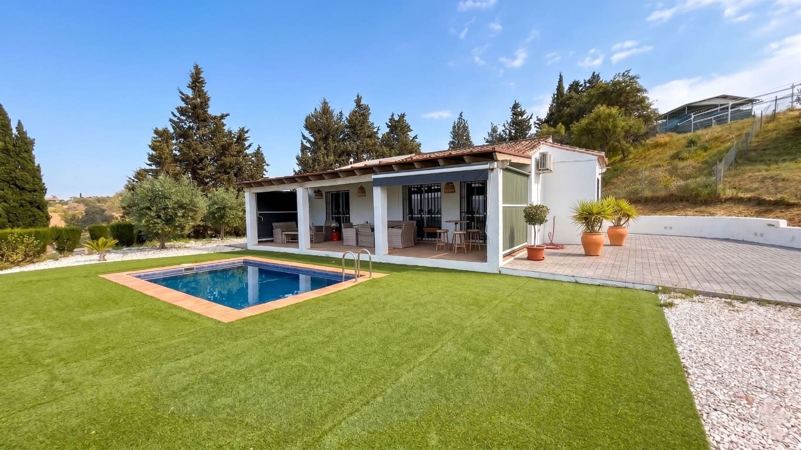 2 makuuhuone Maalaistalo myytävänä paikassa Coin mukana uima-altaan - 365 000 € (Ref: 9807505)