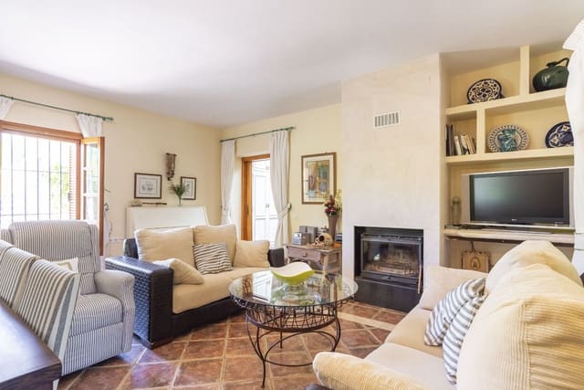 4 Zimmer Finca/Landgut zu verkaufen in Coín mit Pool - 795.000 € (Ref: 9815382)