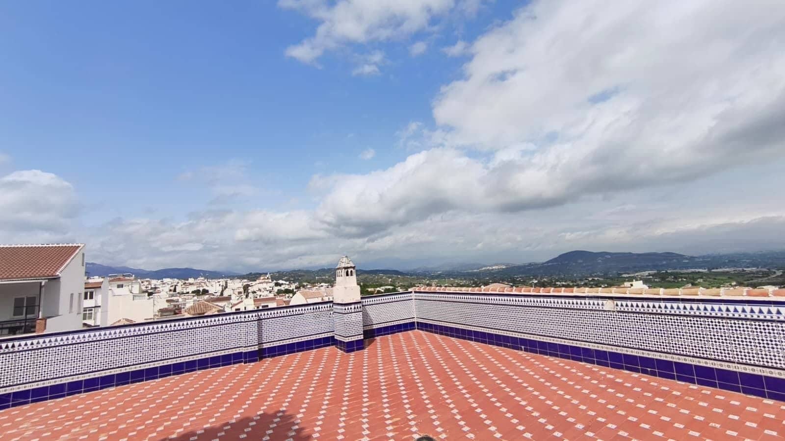 3 sypialnia Penthouse do wynajęcia w Alhaurin el Grande - 1 200 € (Ref: 9819752)