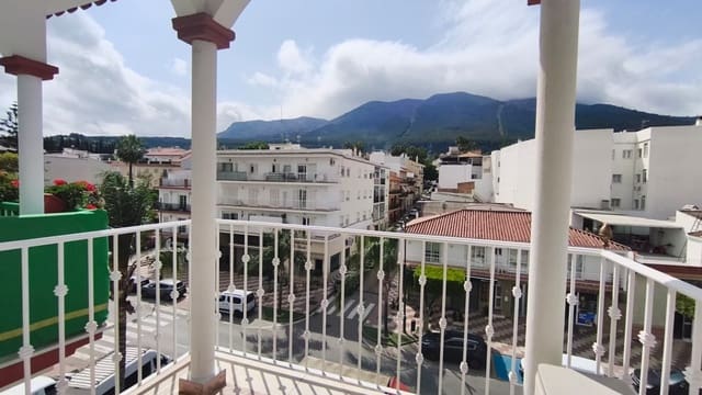3 sypialnia Penthouse do wynajęcia w Alhaurín el Grande - 1 200 € (Ref: 9819752)