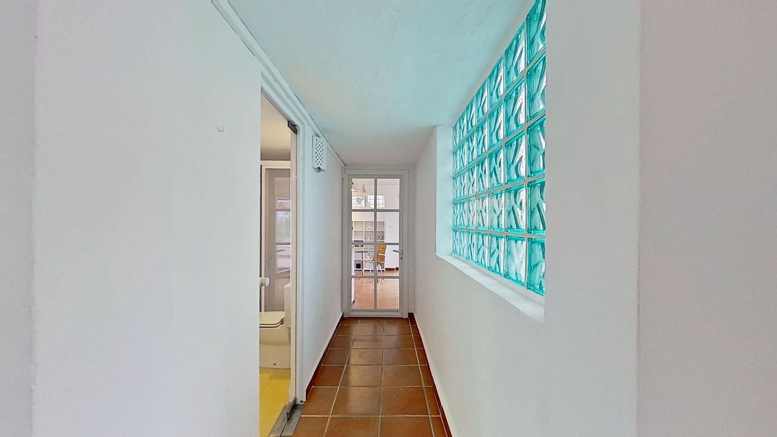 2 bedroom Villa for sale in Alhaurin el Grande - € 389,000 (Ref: 9828157)