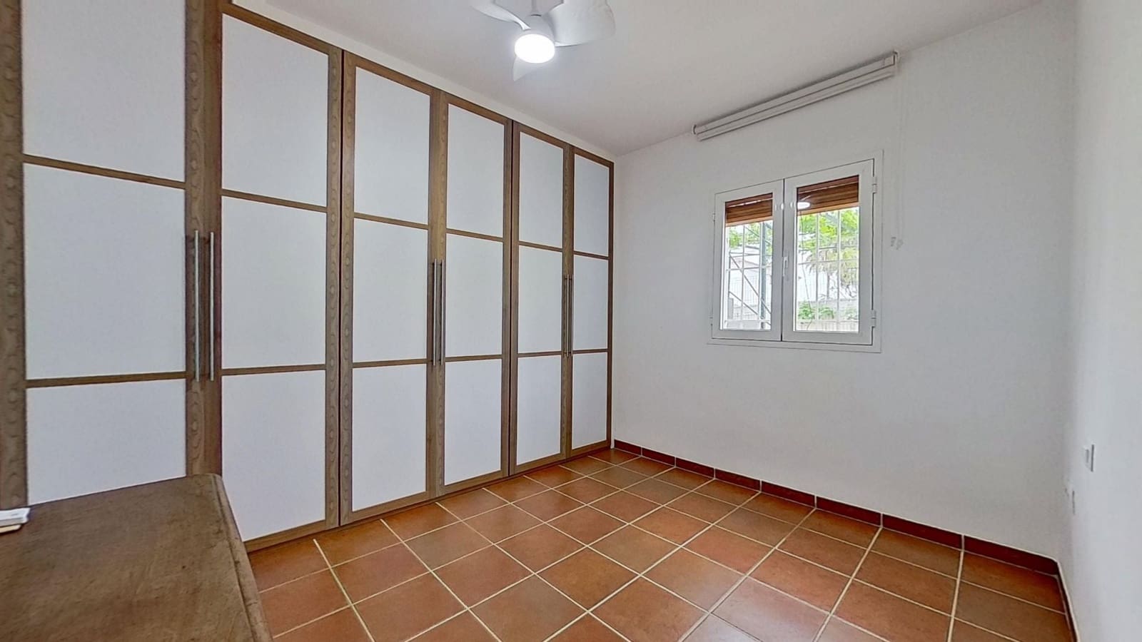 2 bedroom Villa for sale in Alhaurin el Grande - € 389,000 (Ref: 9828157)