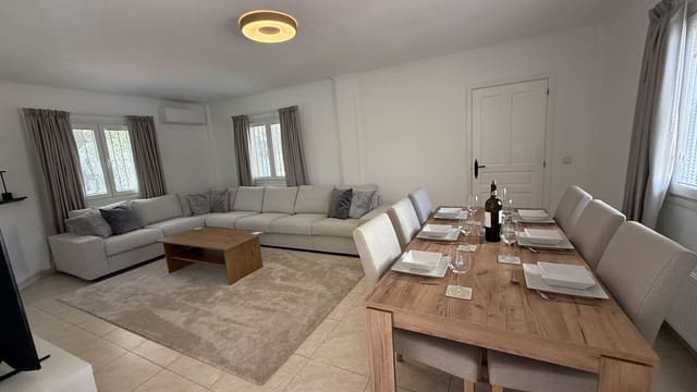 4 soveværelse Finca/Landehus til salg i La Cala de Mijas, Mijas med swimmingpool - € 750.000 (Ref: 9841983)