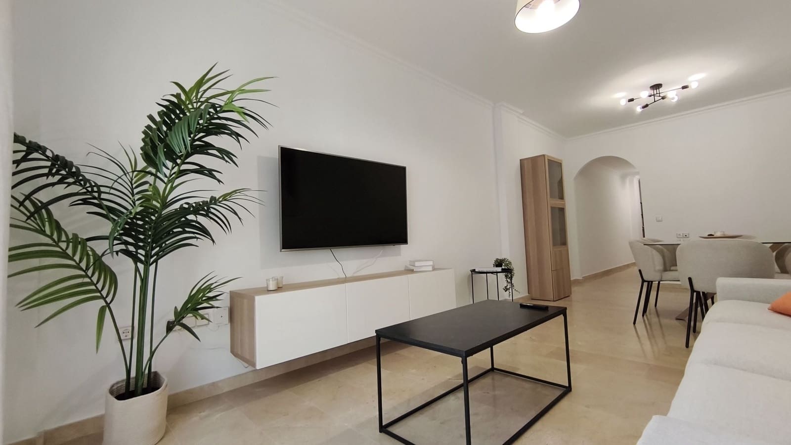 3 bedroom Apartment for rent in Alhaurin el Grande with garage - € 890 (Ref: 9844705)