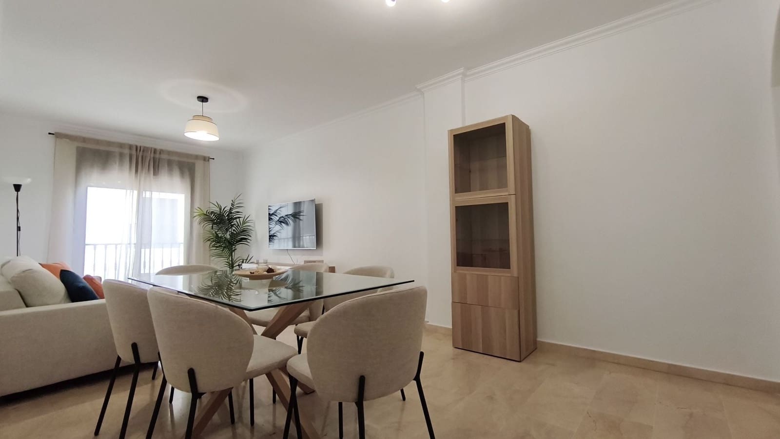 3 bedroom Apartment for rent in Alhaurin el Grande with garage - € 890 (Ref: 9844705)